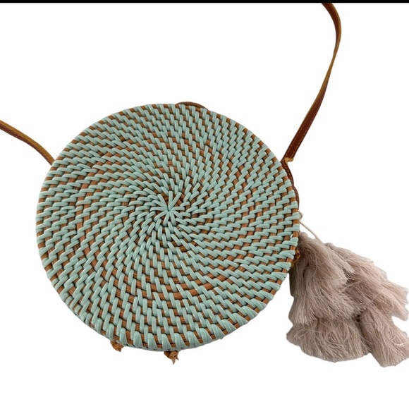 Hand Woven Round Rattan Straw Purse Bag Wicker Crossbody Leather Granny Boho - Picture 3 of 8